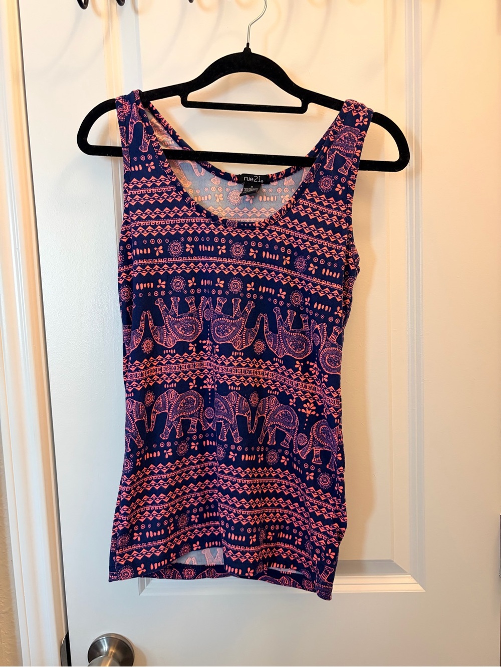 Rue21 Navy and Pink Elephant Print Tank Size Medium